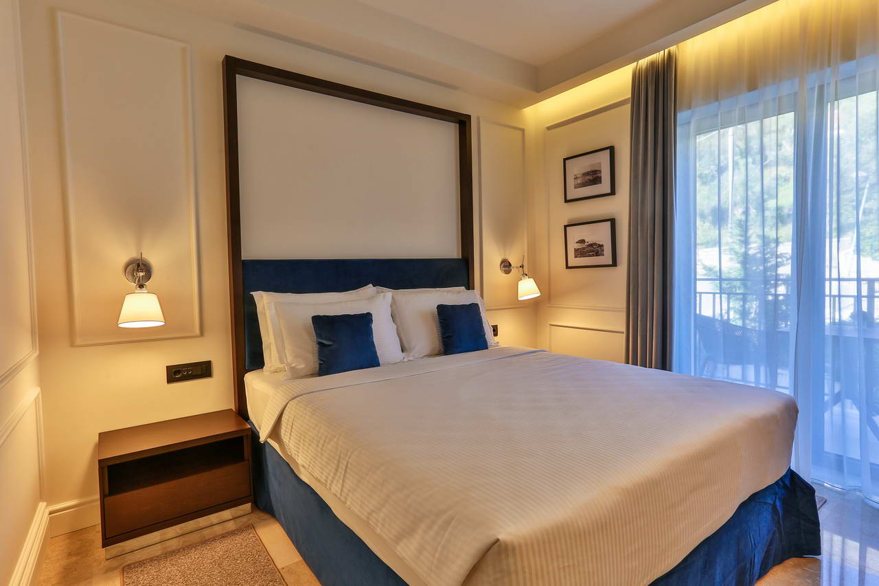 Small double room with mountain view